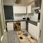 Fhs Apart Otel