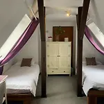 Fhs Apart Otel 4*