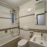 Fhs شقة فندقية