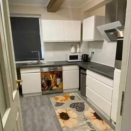 Fhs Aparthotel