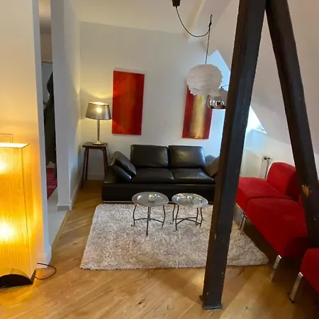 Fhs Aparthotel 4*