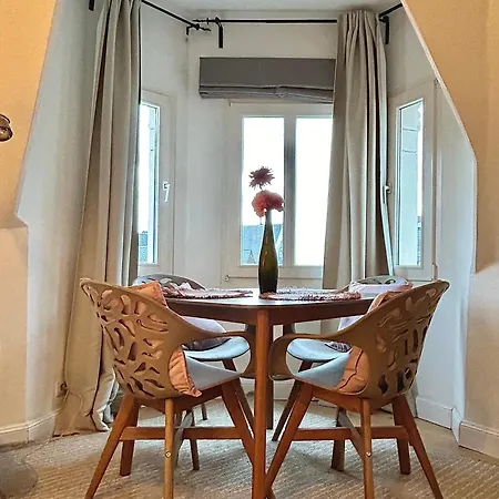 Fhs Aparthotel 4*