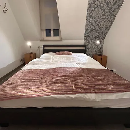 Apartmanhotel Fhs 4*