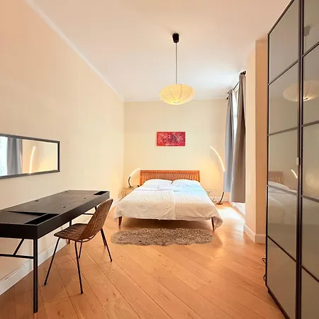 Fhs Aparthotel 4*