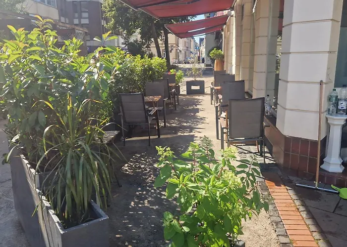 Fhs מלון דירות בון