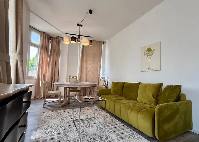 Fhs מלון דירות